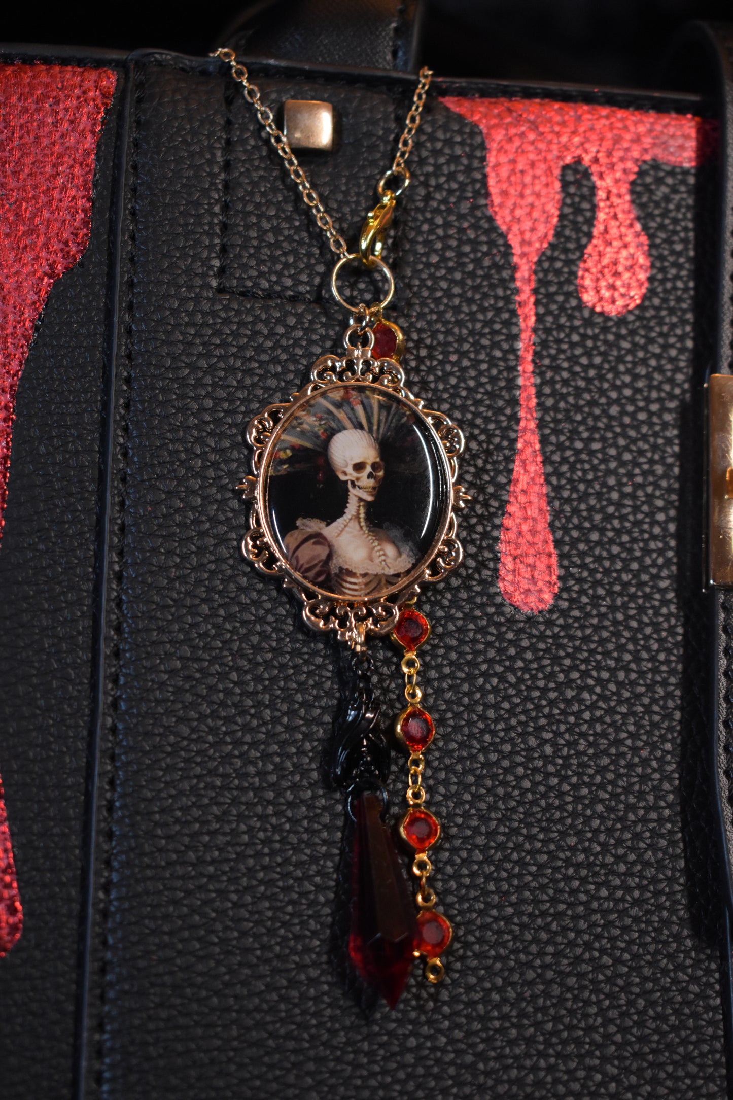 Blood drip purse