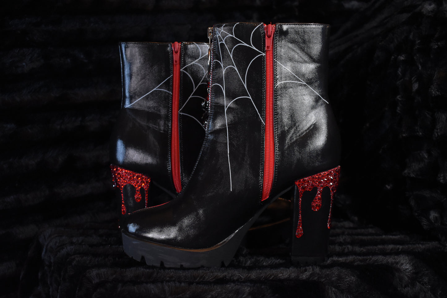 Spider web booots