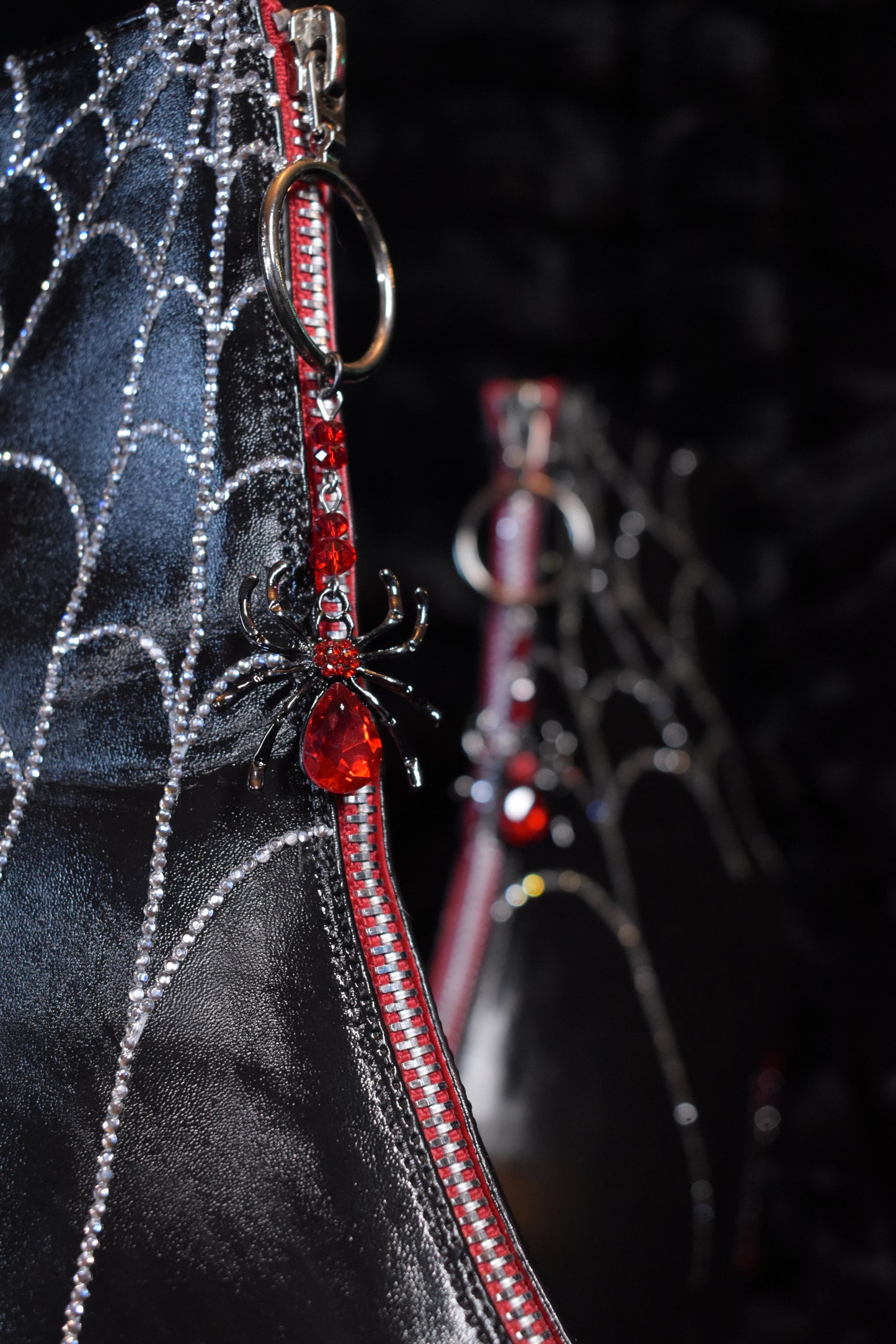Spider web booots