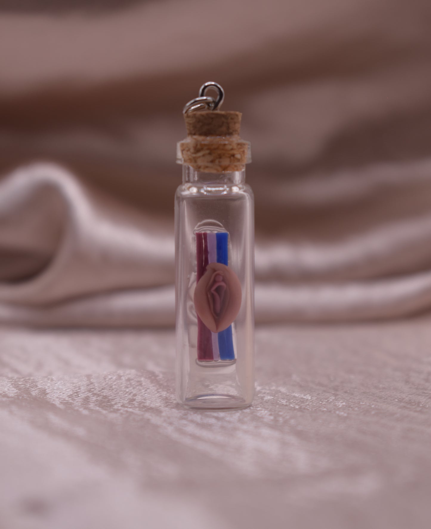 Bisexual vagina pendant