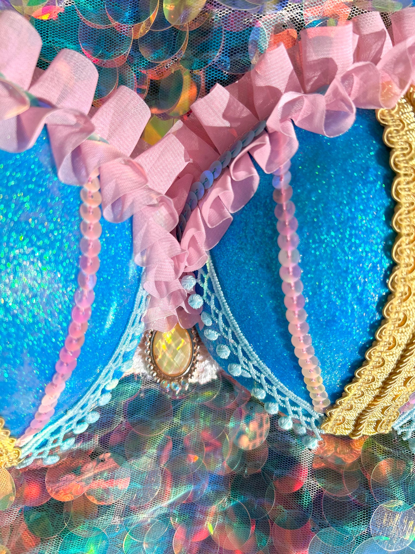 Ruffle rave bra