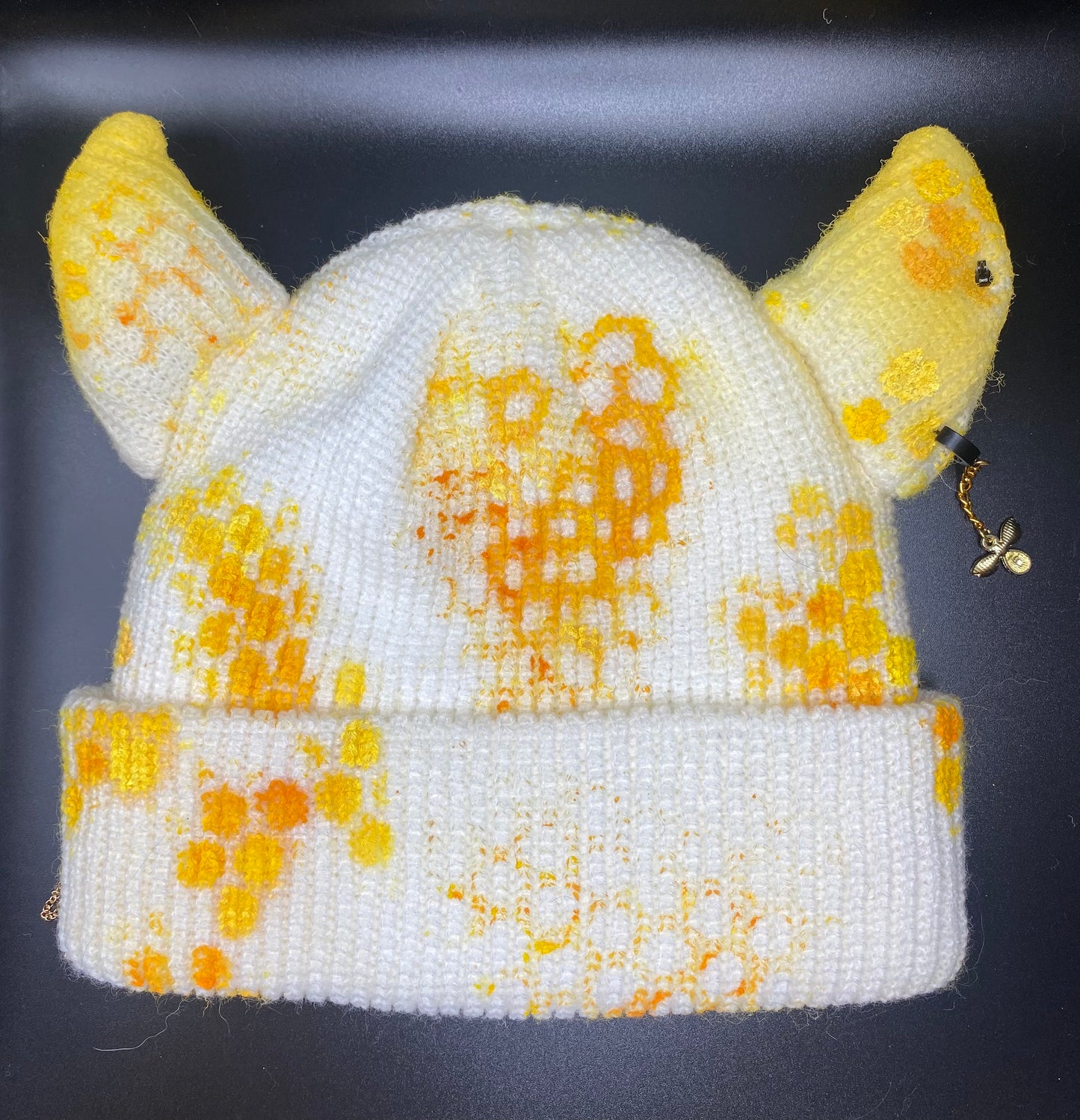 Bee horned beanie