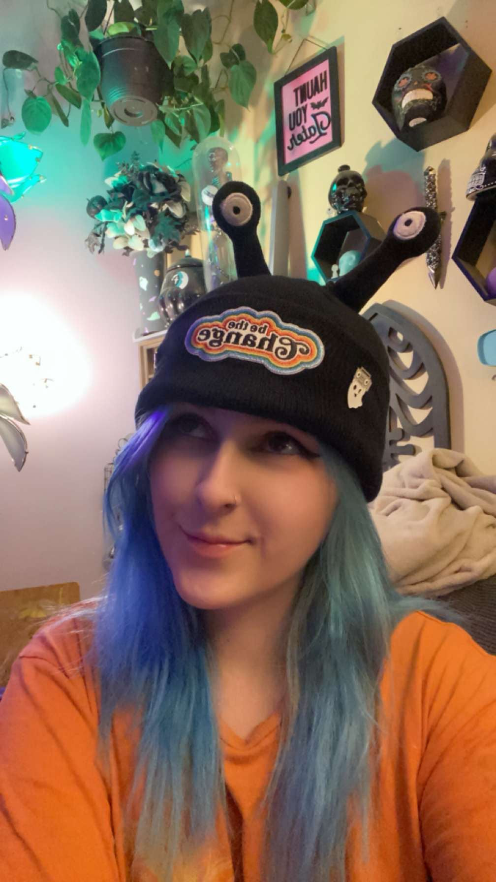 Snail eye beanie